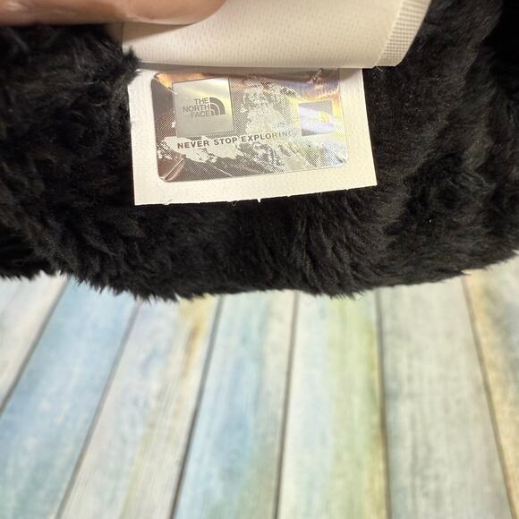 The North Face Knit Beanie Winter Hat Black White Grey Lined Ski Hat Chunky - Picture 4 of 7